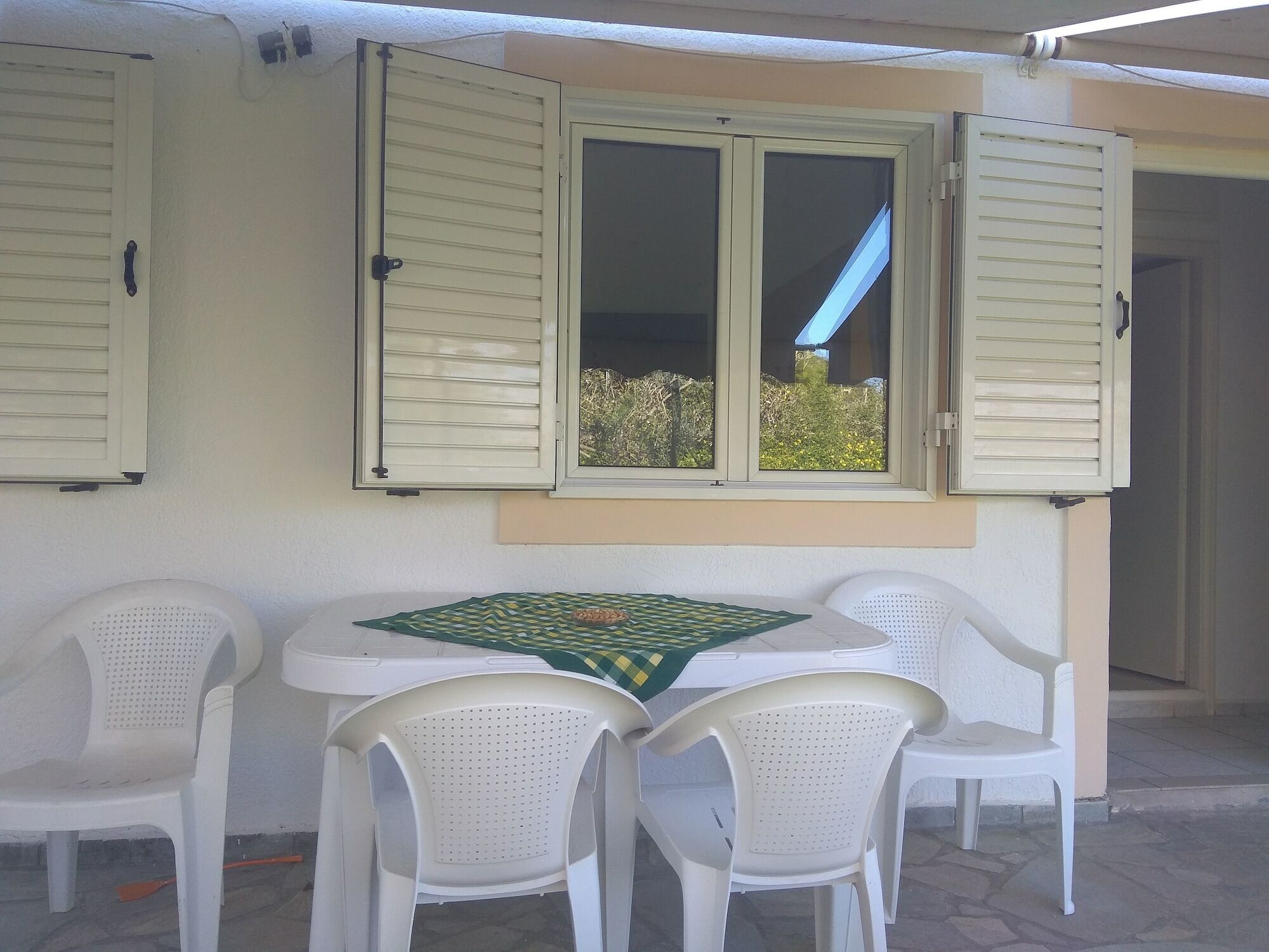 Roula'S Rooms Aegina Exterior foto